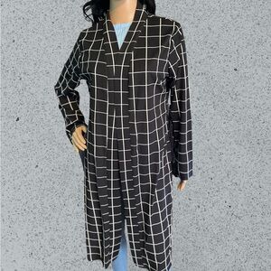 SHEIN Black and White Knit Fabric